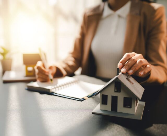 Curso de Asesoramiento Legal y Fiscal Inmobiliario Curso de Asesoramiento Legal y Fiscal Inmobiliario